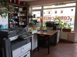 spatiu-comercial-de-vanzare-alba-cetate-cu-vitrina-stradala-mare-si-finisat-5